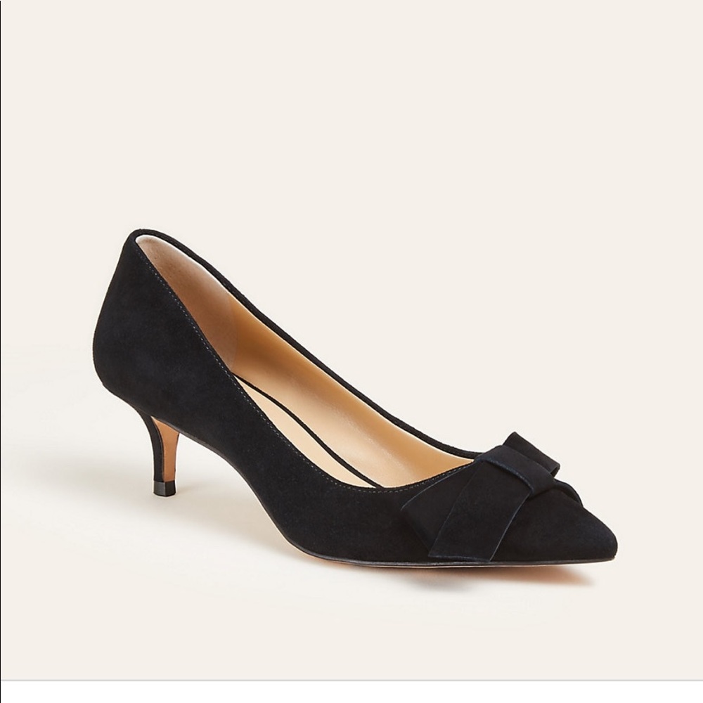 Ann Taylor suede bow kitten heels